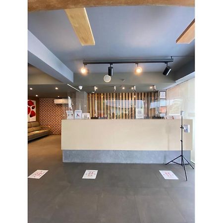 Capital O 820 Guijo Suites Makati Μανίλα Εξωτερικό φωτογραφία