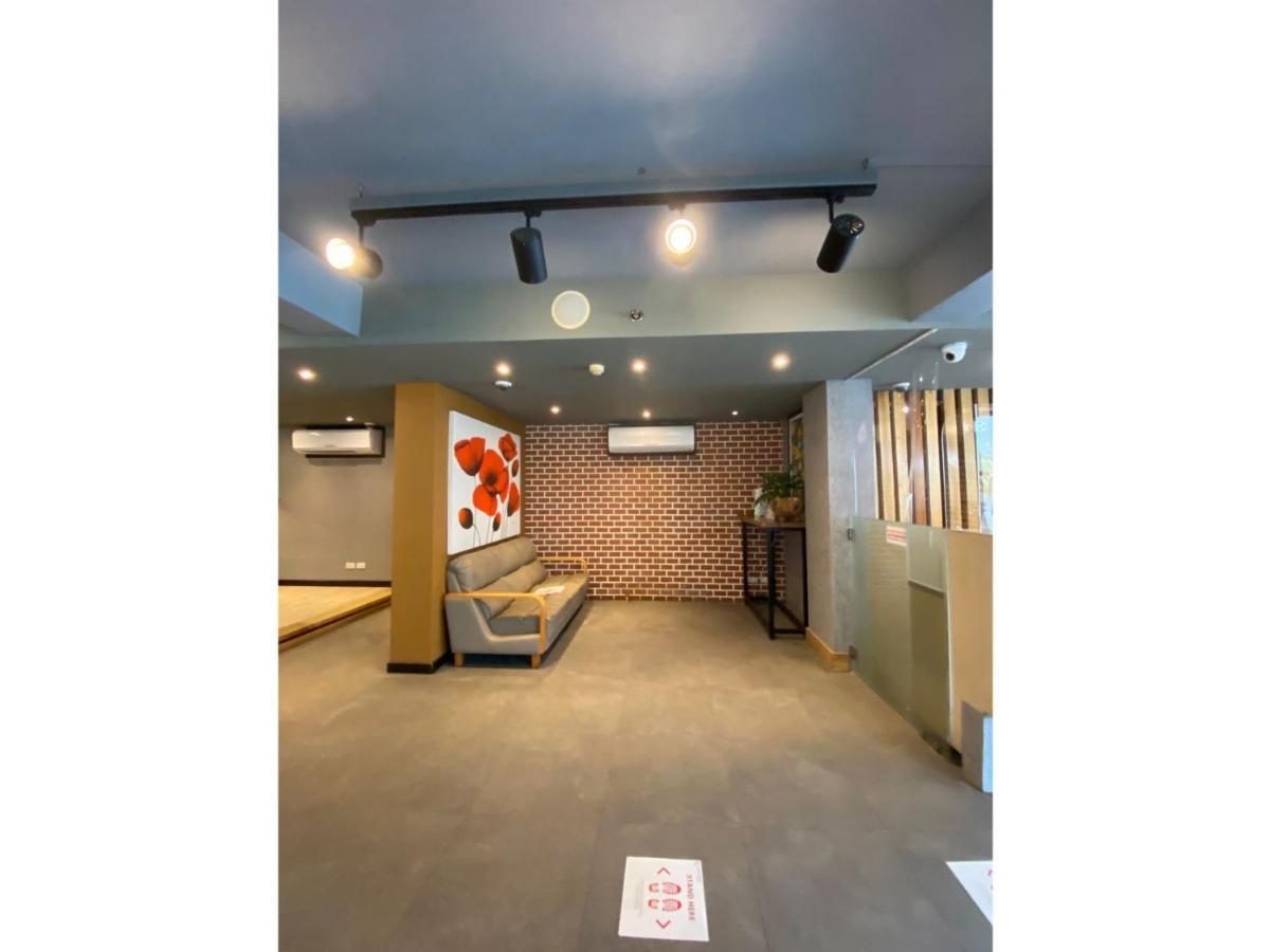 Capital O 820 Guijo Suites Makati Μανίλα Εξωτερικό φωτογραφία